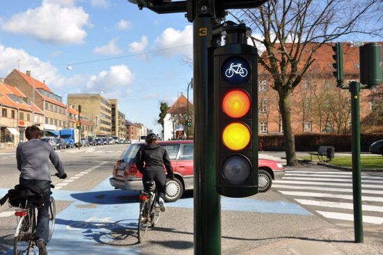 为了让人骑车更舒服,哥本哈根要装智能红绿灯了