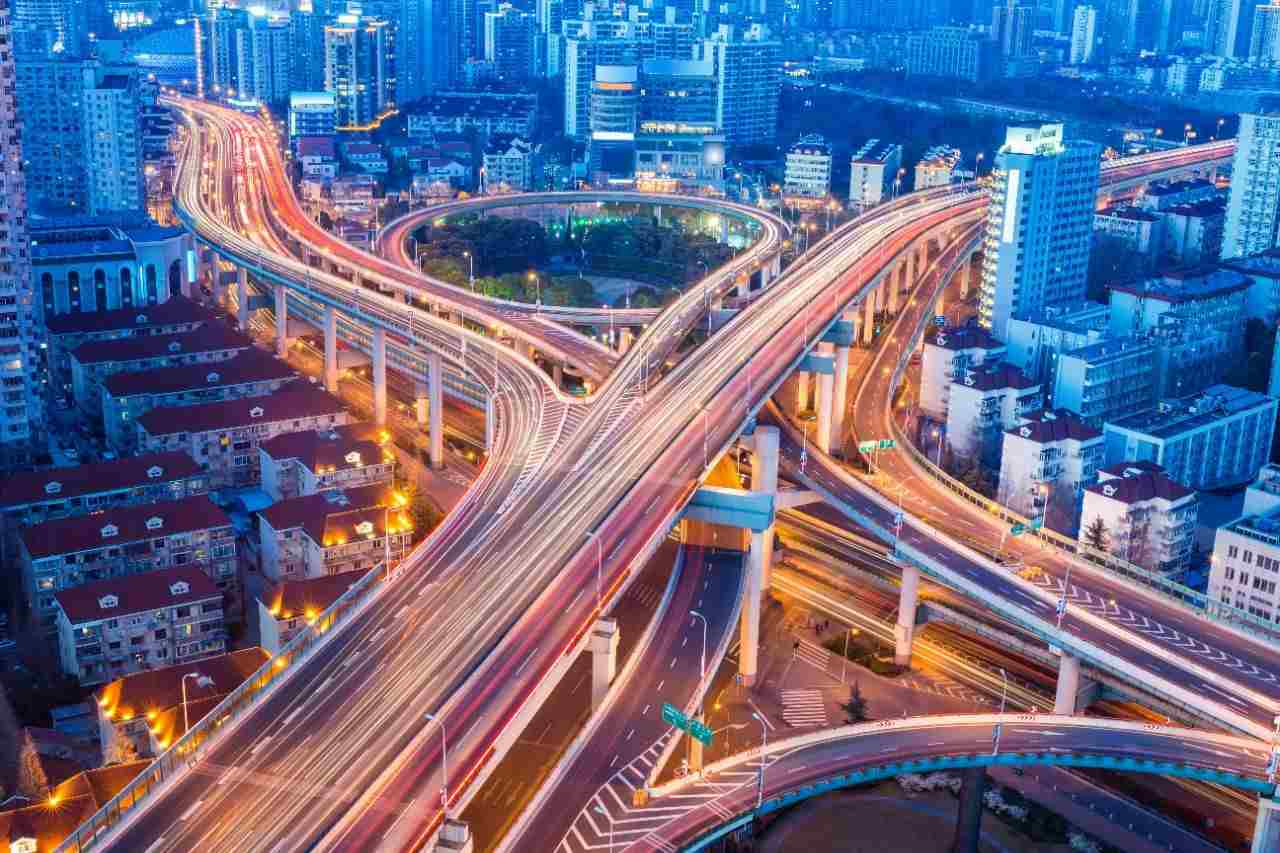 《2024年中国城市智能交通市场研究报告》
