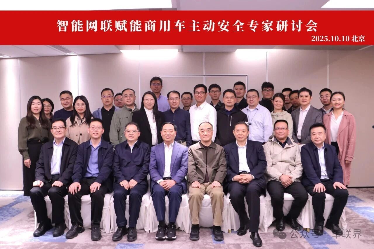 1583ae41d8e0dd2c17b0b675d77f9d5a.jpg 1583ae41d8e0dd2c17b0b675d77f9d5a.jpg